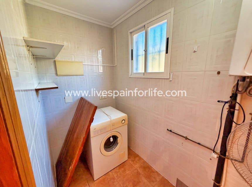 5 bedroom Finca/Country House for sale in Elche / Elx with pool garage - € 299,000 (Ref: 9956021)