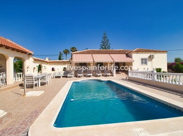 3 bedroom Finca/Country House for sale in Catral with pool garage - € 425,000 (Ref: 9965868)