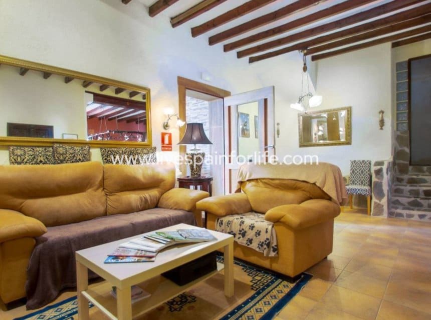 6 soverom Finca/Herregård til salgs i Hondon de las Nieves med svømmebasseng garasje - € 850 000 (Ref: 9976391)