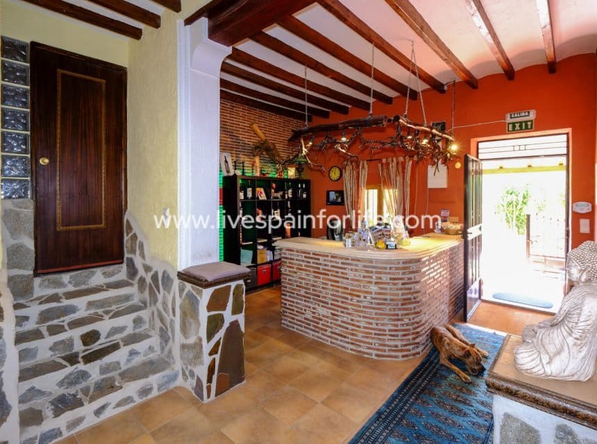 6 soverom Finca/Herregård til salgs i Hondon de las Nieves med svømmebasseng garasje - € 850 000 (Ref: 9976391)