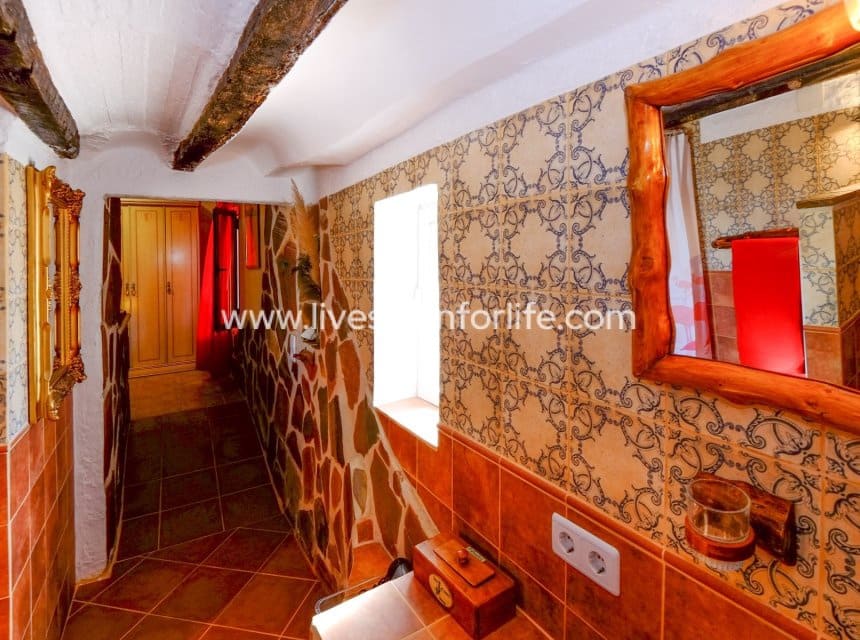 6 soverom Finca/Herregård til salgs i Hondon de las Nieves med svømmebasseng garasje - € 850 000 (Ref: 9976391)