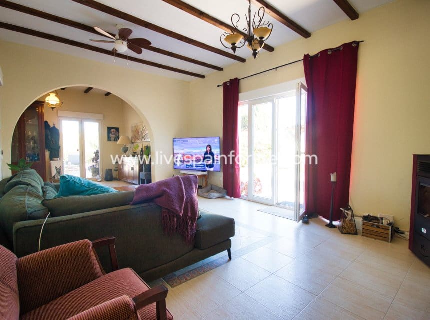 4 slaapkamer Finca/Landhuis te koop in Alicante stad met zwembad garage - € 529.000 (Ref: 9985291)