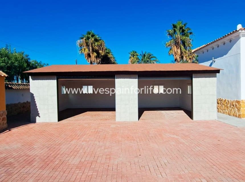 3 soverom Finca/Herregård til salgs i Alicante by med garasje - € 415 000 (Ref: 9985293)