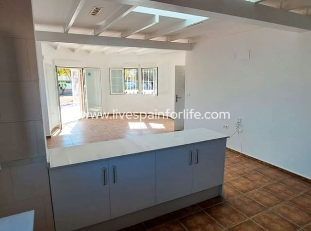 3 soverom Finca/Herregård til salgs i Alicante by med garasje - € 415 000 (Ref: 9985293)