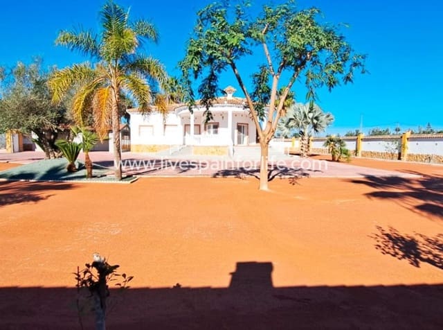 3 soverom Finca/Herregård til salgs i Alicante by med garasje - € 415 000 (Ref: 9985293)