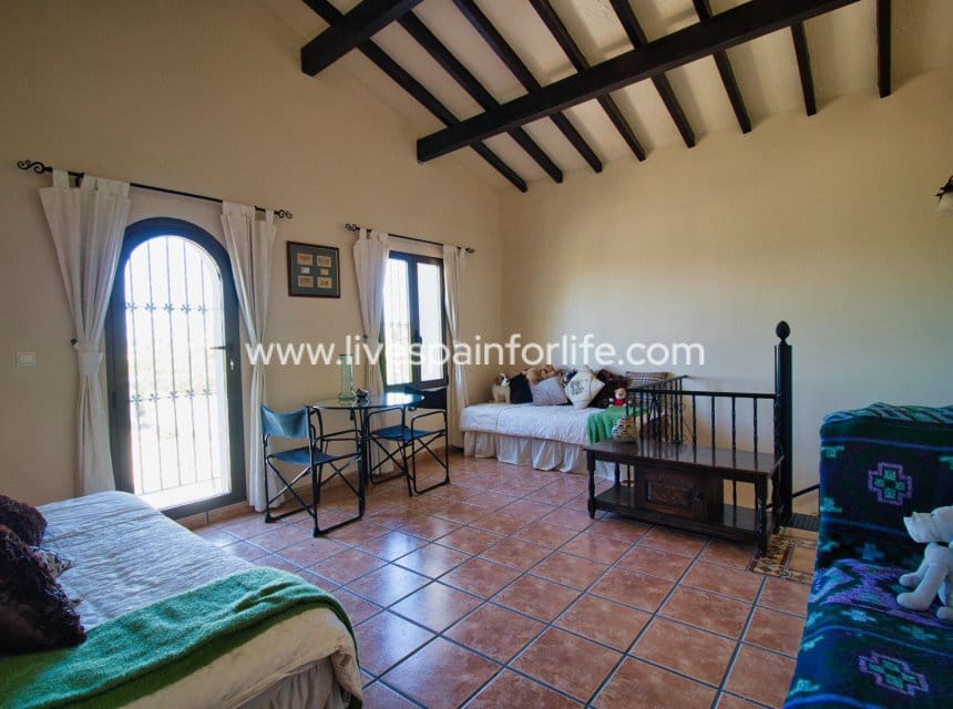 Finca/Casa Rural de 5 habitaciones en Albatera en venta con garaje - 320.000 € (Ref: 9985296)