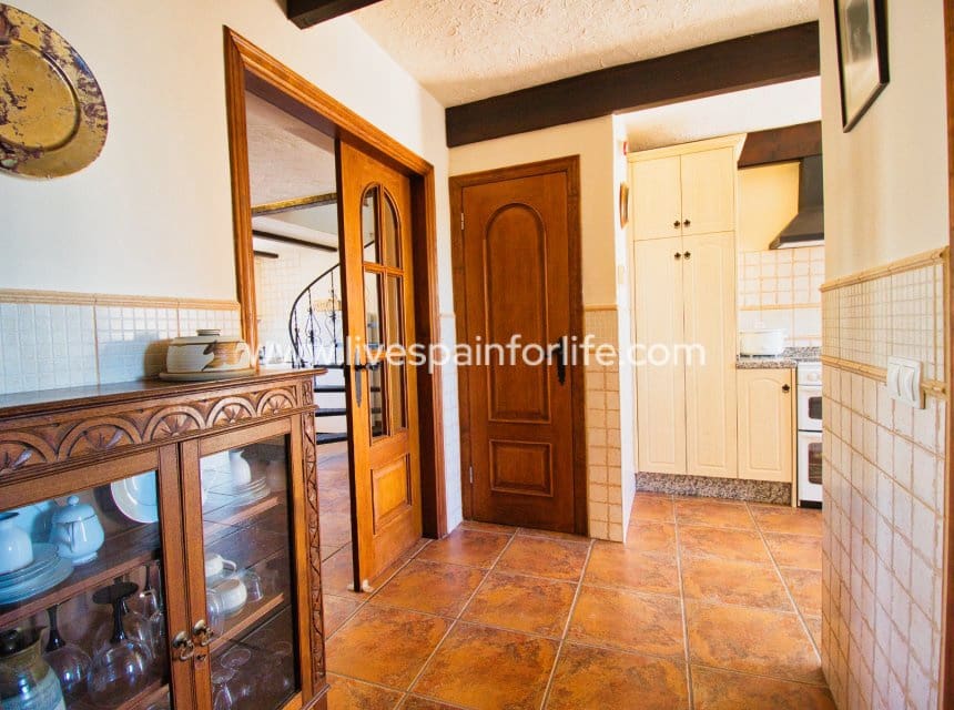 Finca/Casa Rural de 5 habitaciones en Albatera en venta con garaje - 320.000 € (Ref: 9985296)