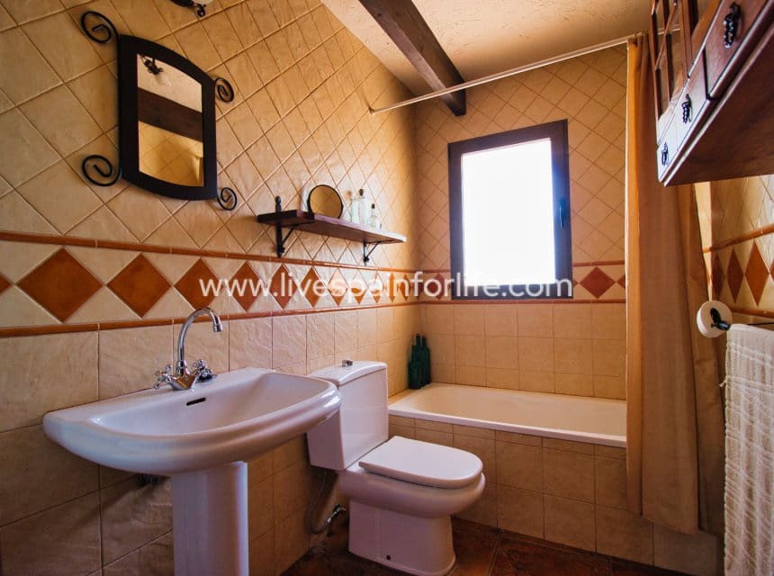Finca/Casa Rural de 5 habitaciones en Albatera en venta con garaje - 320.000 € (Ref: 9985296)