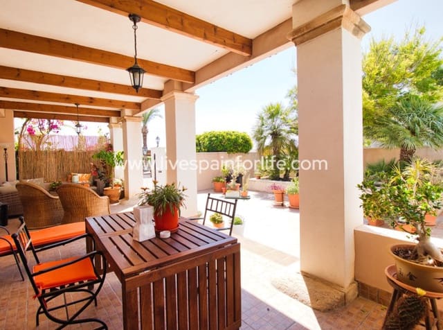 Finca/Casa Rural de 5 habitaciones en Albatera en venta con garaje - 320.000 € (Ref: 9985296)
