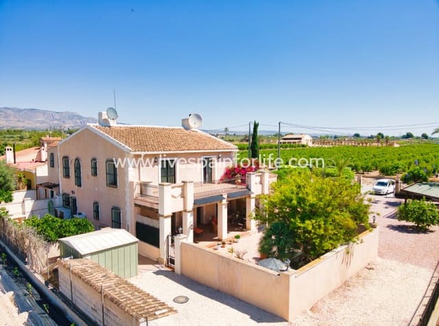 Finca/Casa Rural de 5 habitaciones en Albatera en venta con garaje - 320.000 € (Ref: 9985296)