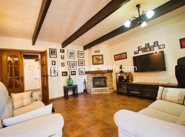 Finca/Casa Rural de 5 habitaciones en Albatera en venta con garaje - 320.000 € (Ref: 9985296)
