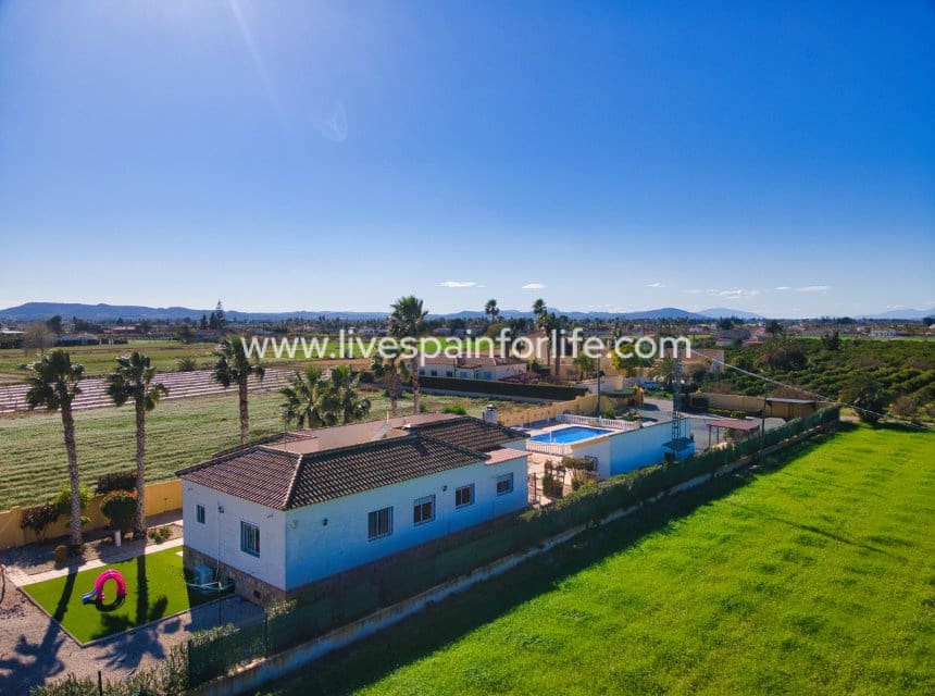 4 quarto Quinta/Casa Rural para venda em Dolores com piscina garagem - 369 000 € (Ref: 9985758)