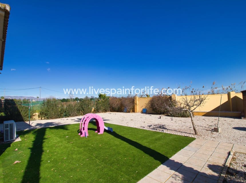 4 quarto Quinta/Casa Rural para venda em Dolores com piscina garagem - 369 000 € (Ref: 9985758)