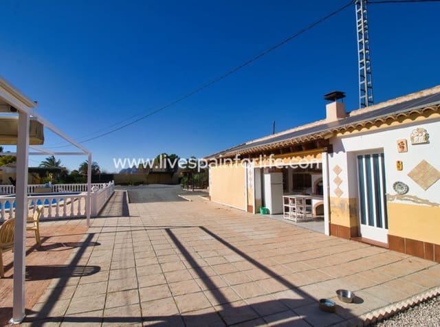 4 soveværelse Finca/Landehus til salg i Dolores med swimmingpool garage - € 369.000 (Ref: 9985758)