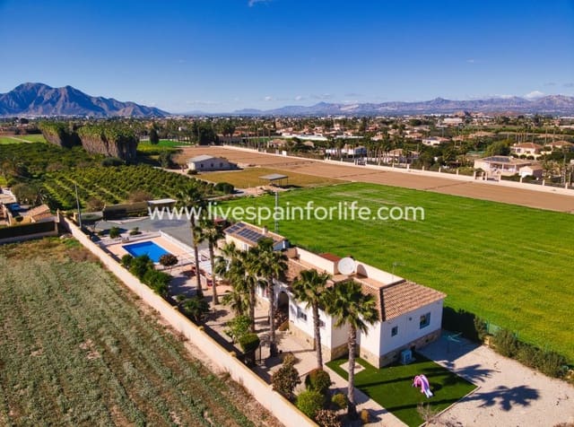 4 soveværelse Finca/Landehus til salg i Dolores med swimmingpool garage - € 369.000 (Ref: 9985758)