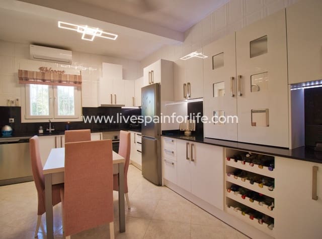 Finca/Casa Rural de 3 habitaciones en Callosa de Segura en venta con piscina garaje - 425.000 € (Ref: 9985759)