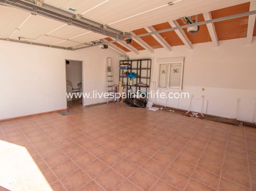 3 camera da letto Finca/Casa di Campagna in vendita in Jacarilla con piscina garage - 559.000 € (Rif: 9996023)