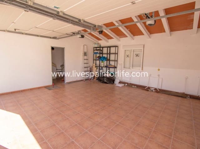 Finca/Casa Rural de 3 habitaciones en Jacarilla en venta con piscina garaje - 559.000 € (Ref: 9996023)