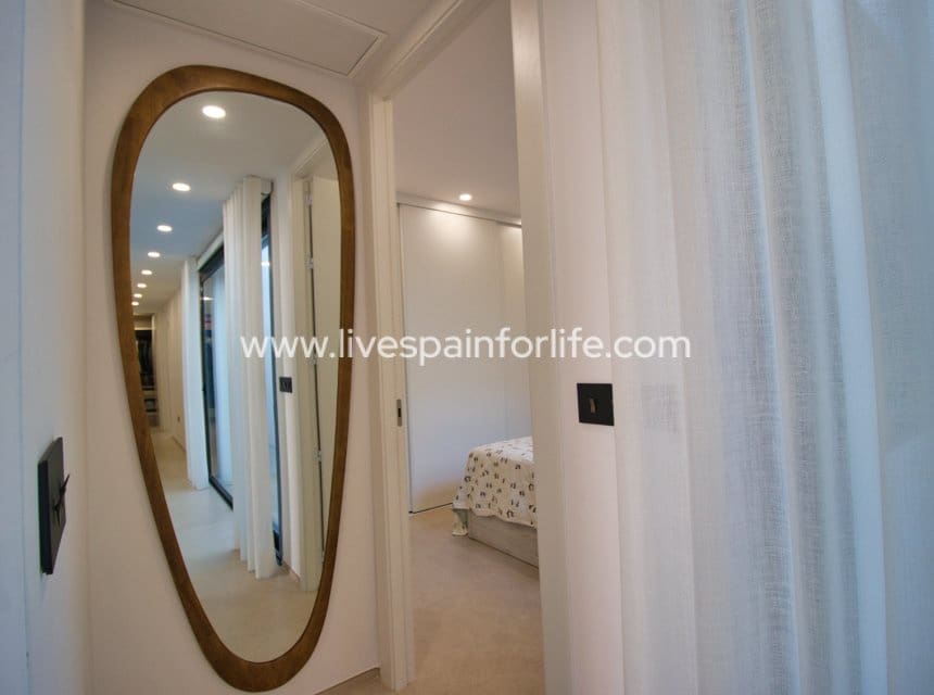 4 slaapkamer Villa te koop in Pilar de la Horadada met zwembad garage - € 869.000 (Ref: 9996179)