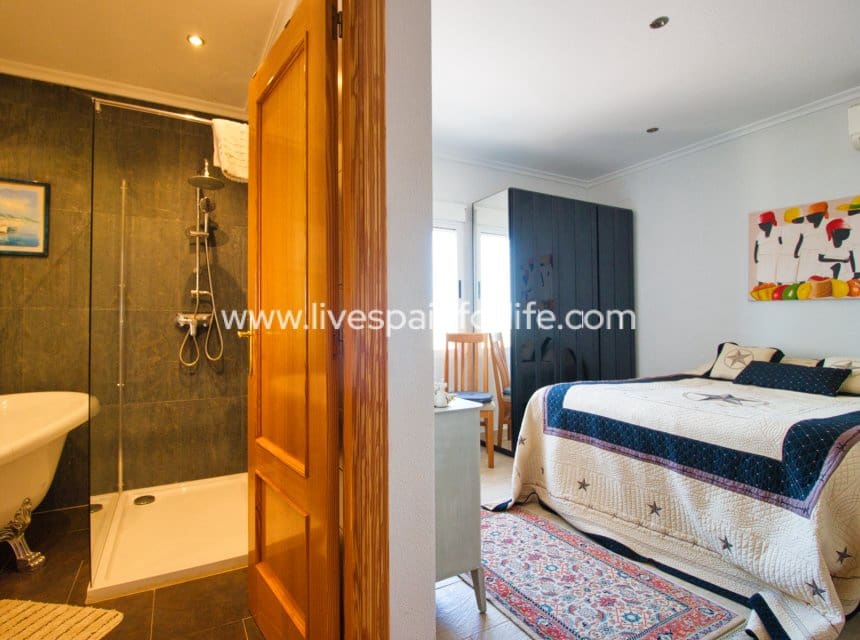 Finca/Casa Rural de 4 habitaciones en Albatera en venta con piscina garaje - 540.000 € (Ref: 9999138)