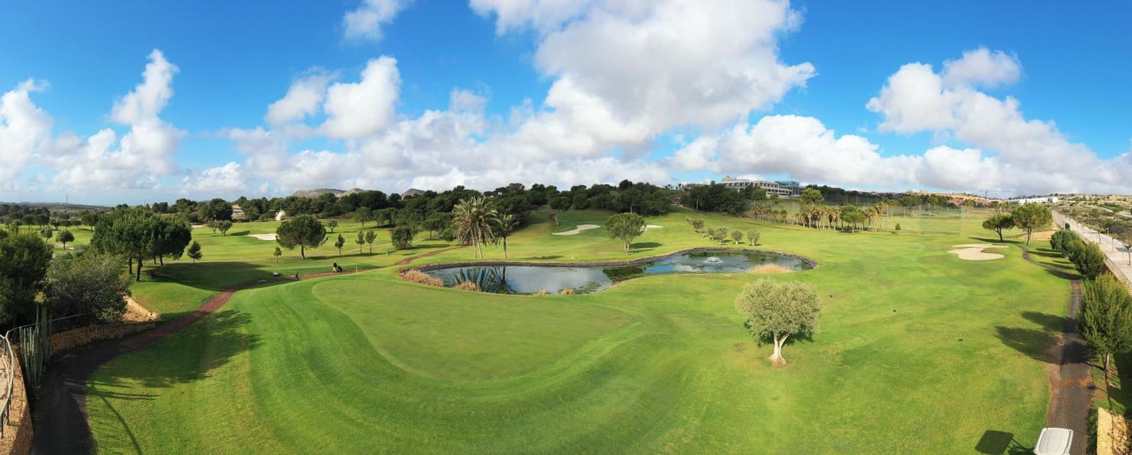 3 bedroom Villa for sale in Monforte del Cid with pool - € 505,900 (Ref: 7883844)