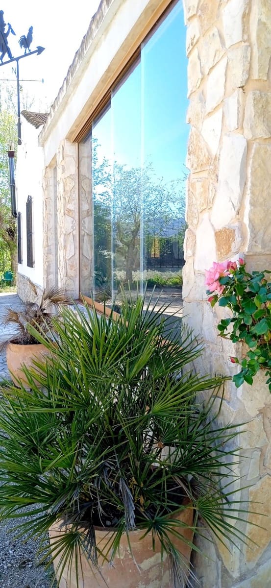 3 soveværelse Villa til salg i Elda - € 450.000 (Ref: 9012857)