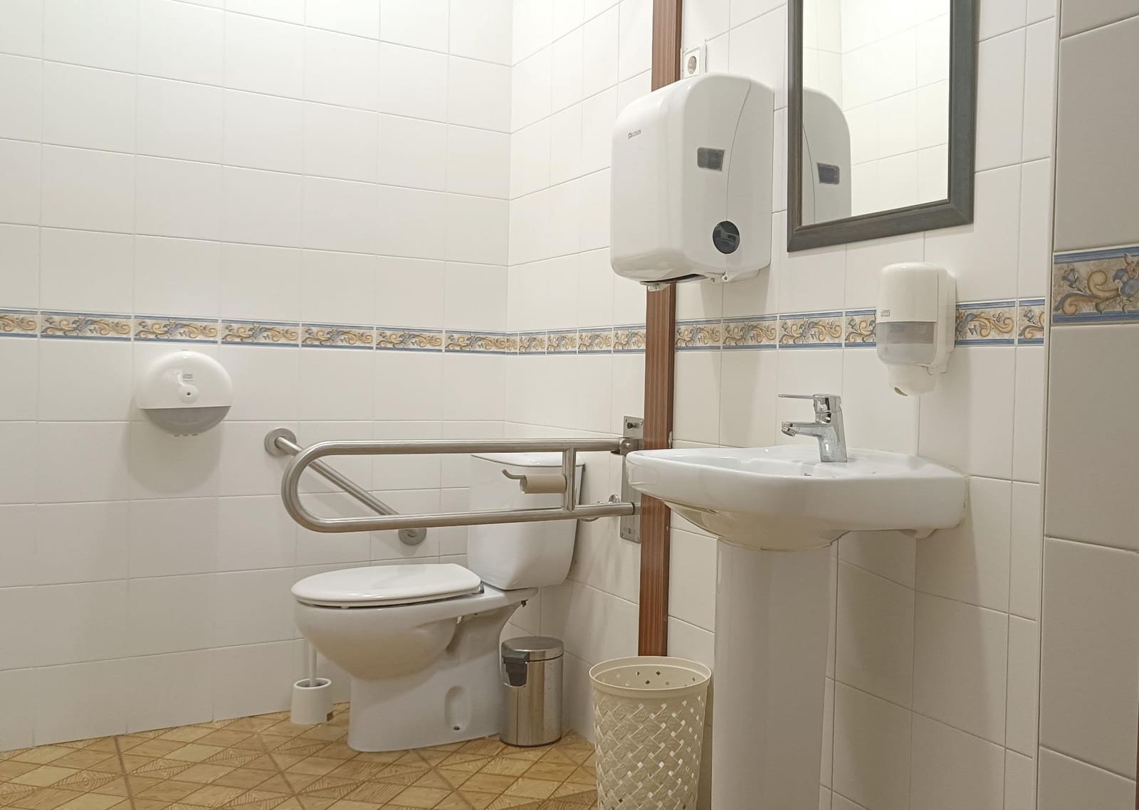 3 soveværelse Villa til salg i Elda - € 450.000 (Ref: 9012857)