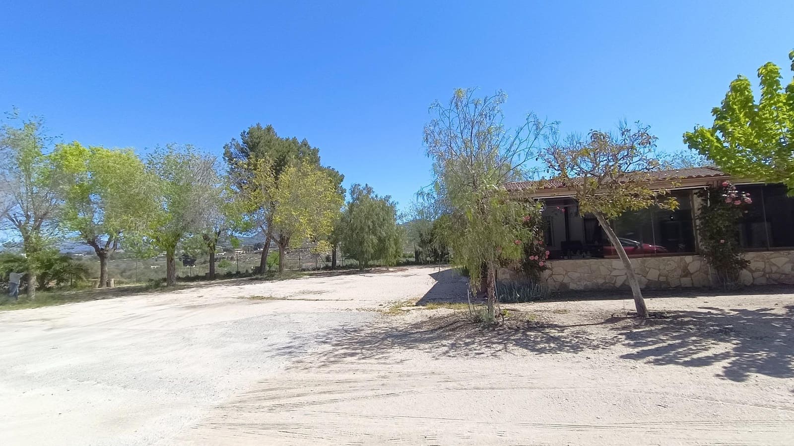 3 soveværelse Villa til salg i Elda - € 450.000 (Ref: 9012857)