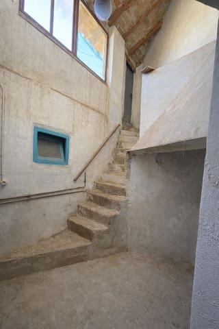 5 slaapkamer Villa te koop in Hondón de las Nieves met garage - € 126.000 (Ref: 9631770)