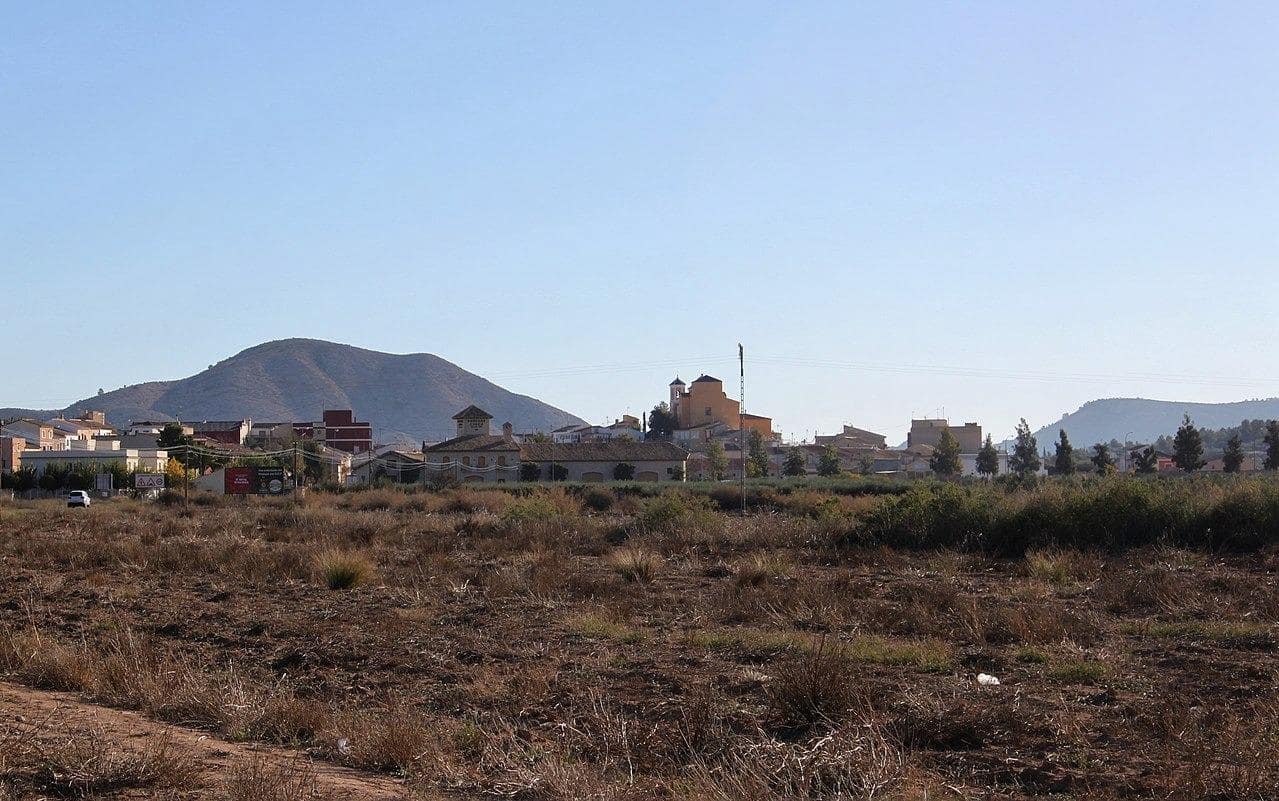 5 slaapkamer Villa te koop in Hondon de las Nieves met garage - € 126.000 (Ref: 9631770)