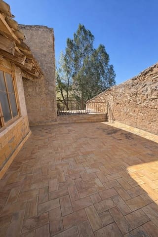 5 slaapkamer Villa te koop in Hondón de las Nieves met garage - € 126.000 (Ref: 9631770)