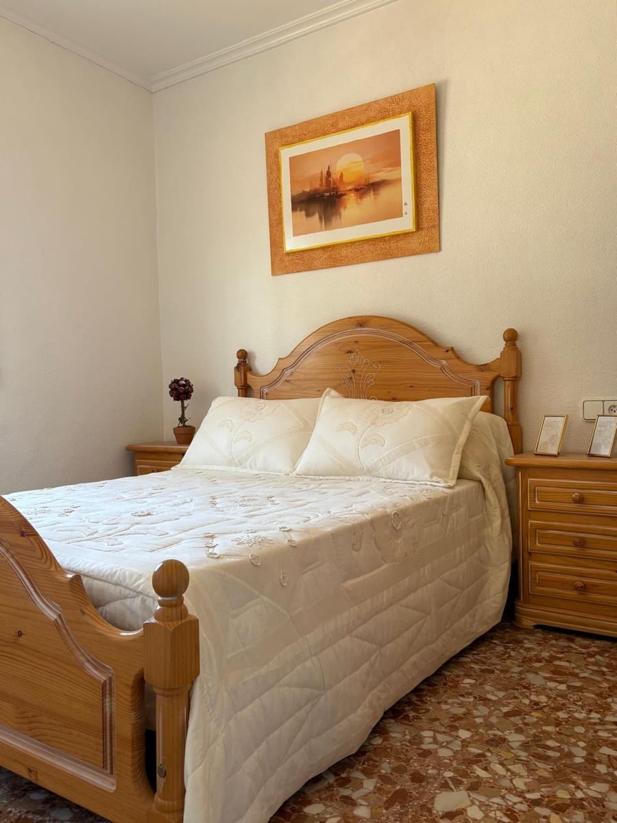 6 makuuhuone Huvila myytävänä paikassa Hondon de los Frailes mukana uima-altaan - 280 000 € (Ref: 9631773)