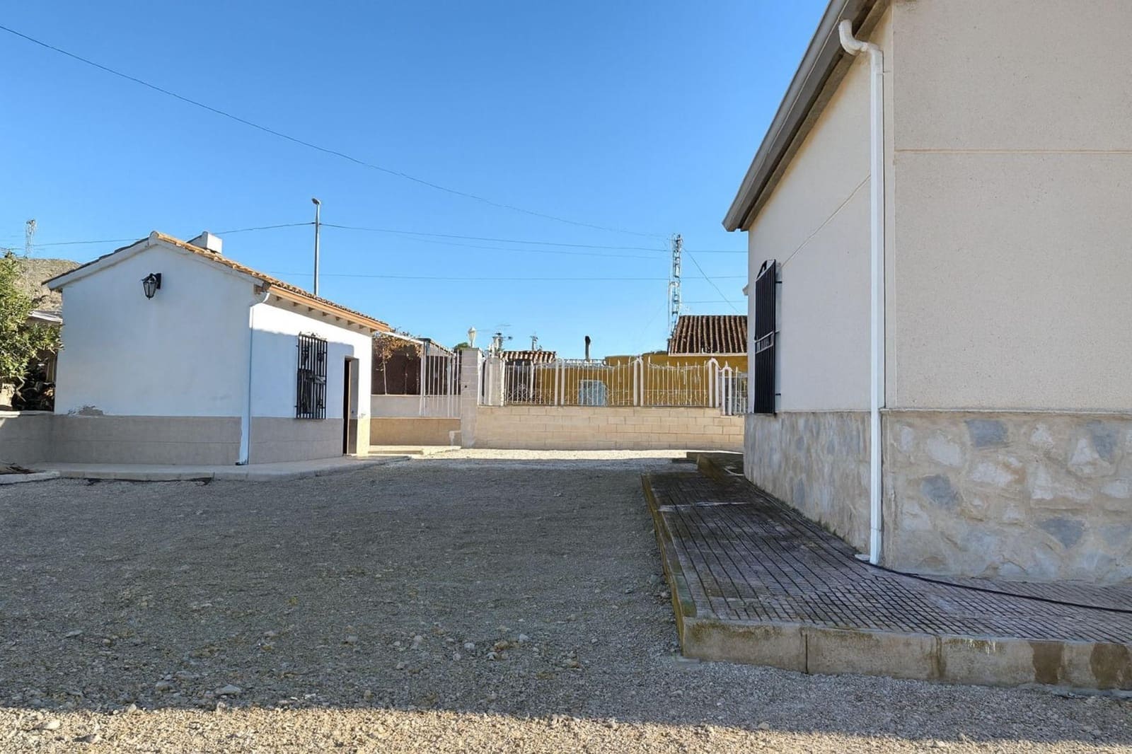 6 makuuhuone Huvila myytävänä paikassa Hondon de los Frailes mukana uima-altaan - 280 000 € (Ref: 9631773)