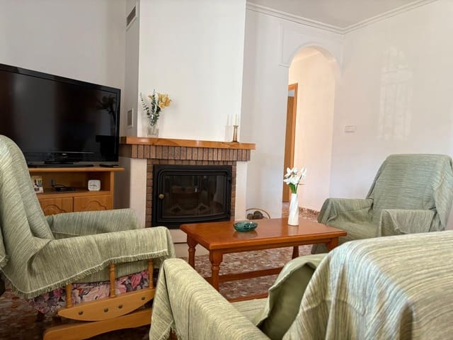 Chalet de 6 habitaciones en Hondón de los Frailes en venta con piscina - 280.000 € (Ref: 9631773)