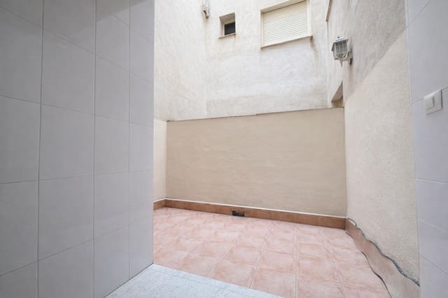 Piso de 2 habitaciones en Hondón de las Nieves en venta con garaje - 125.000 € (Ref: 9631774)