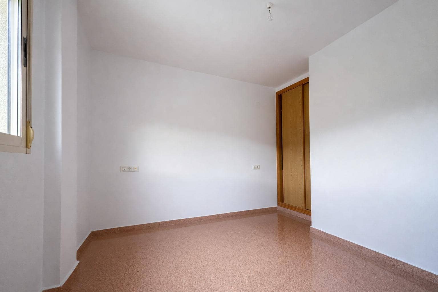 2 bedroom Flat for sale in Hondon de las Nieves with garage - € 125,000 (Ref: 9631774)