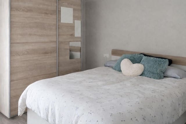 5 chambre Maison de Ville à vendre à Hondón de los Frailes - 149 950 € (Ref: 9631776)