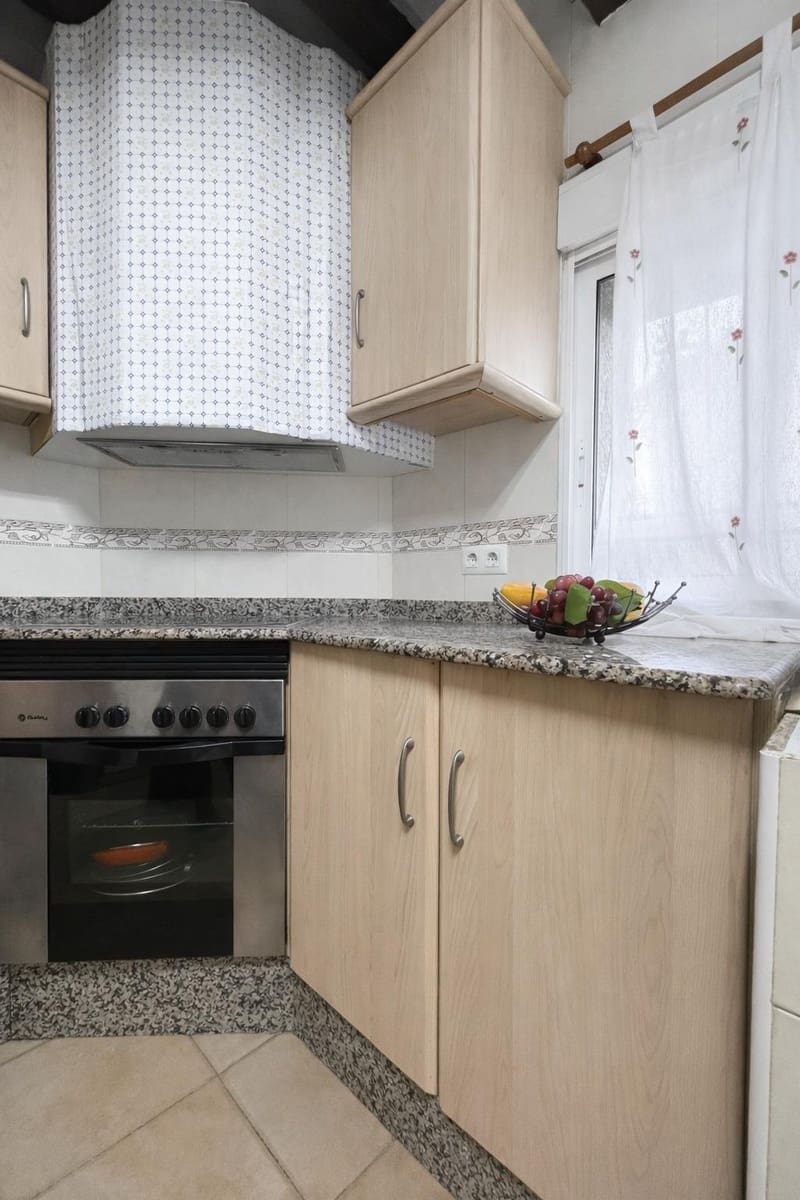 7 makuuhuone Maalaistalo myytävänä paikassa Hondon de las Nieves - 159 000 € (Ref: 9645102)