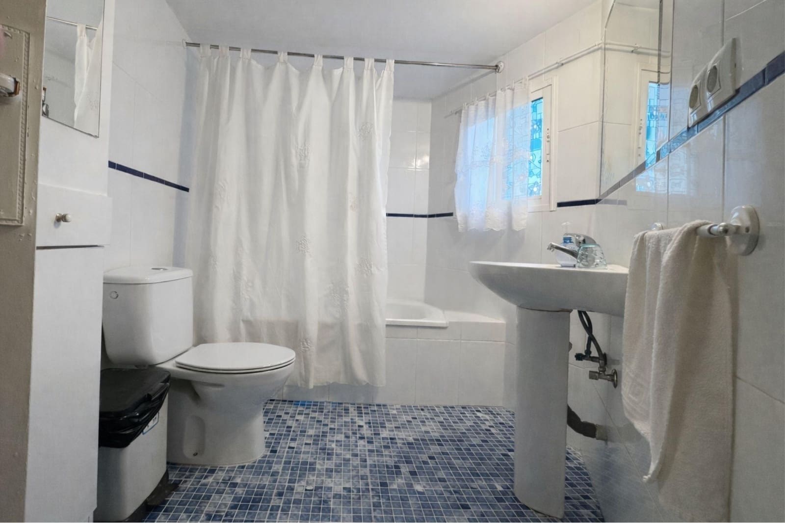 7 makuuhuone Maalaistalo myytävänä paikassa Hondon de las Nieves - 159 000 € (Ref: 9645102)