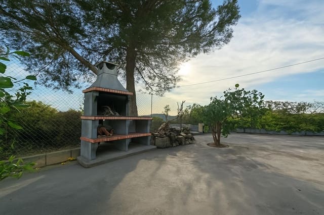 3 Zimmer Villa zu verkaufen in Albatera mit Pool Garage - 182.000 € (Ref: 9645103)