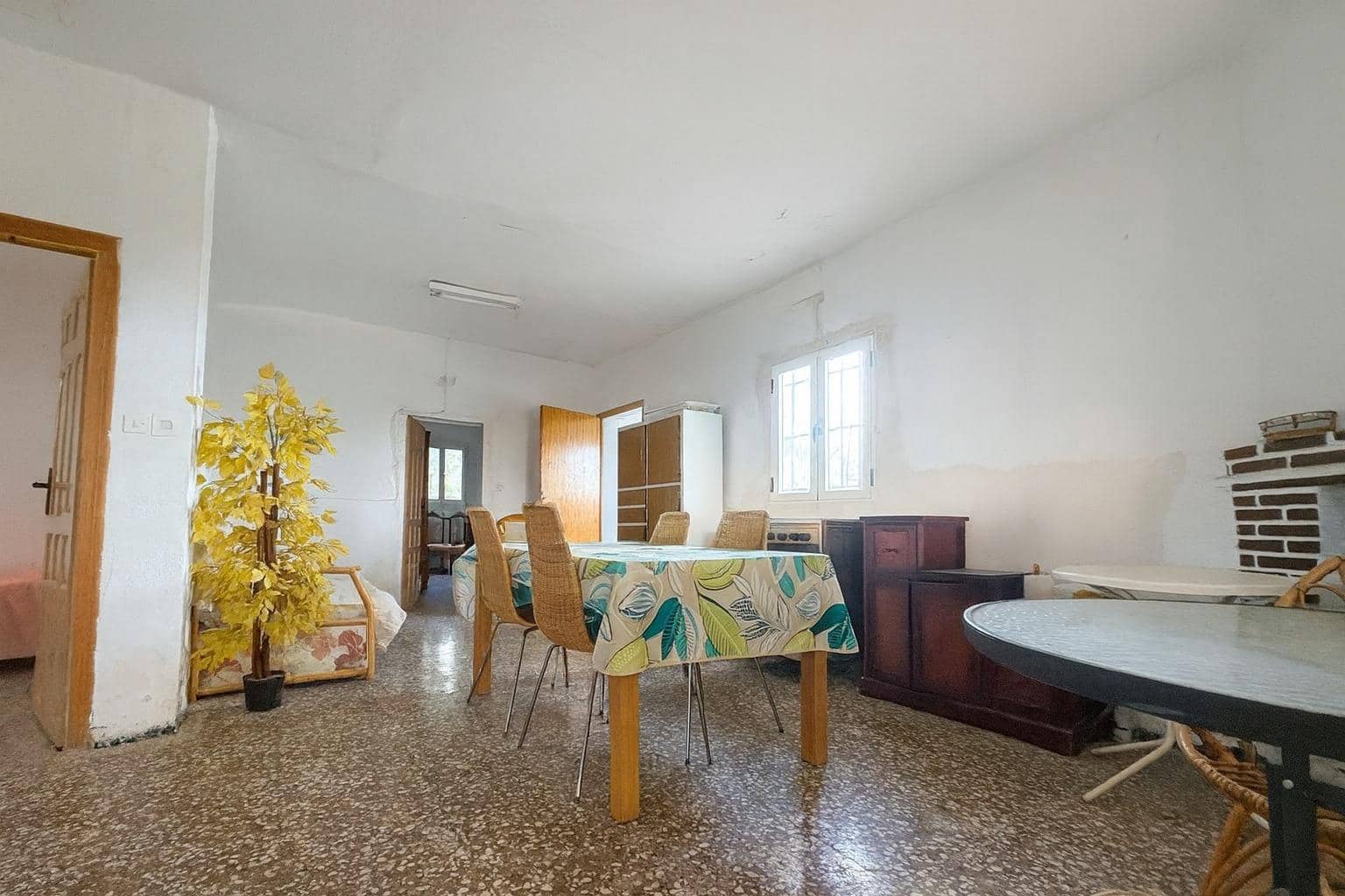 3 bedroom Villa for sale in Albatera with pool garage - € 182,000 (Ref: 9645103)