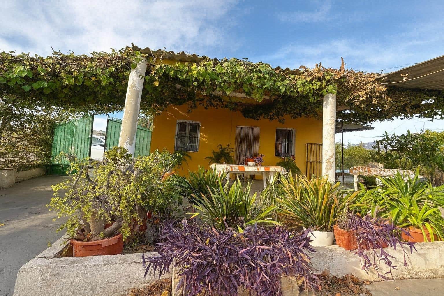 3 bedroom Villa for sale in Albatera with pool garage - € 182,000 (Ref: 9645103)