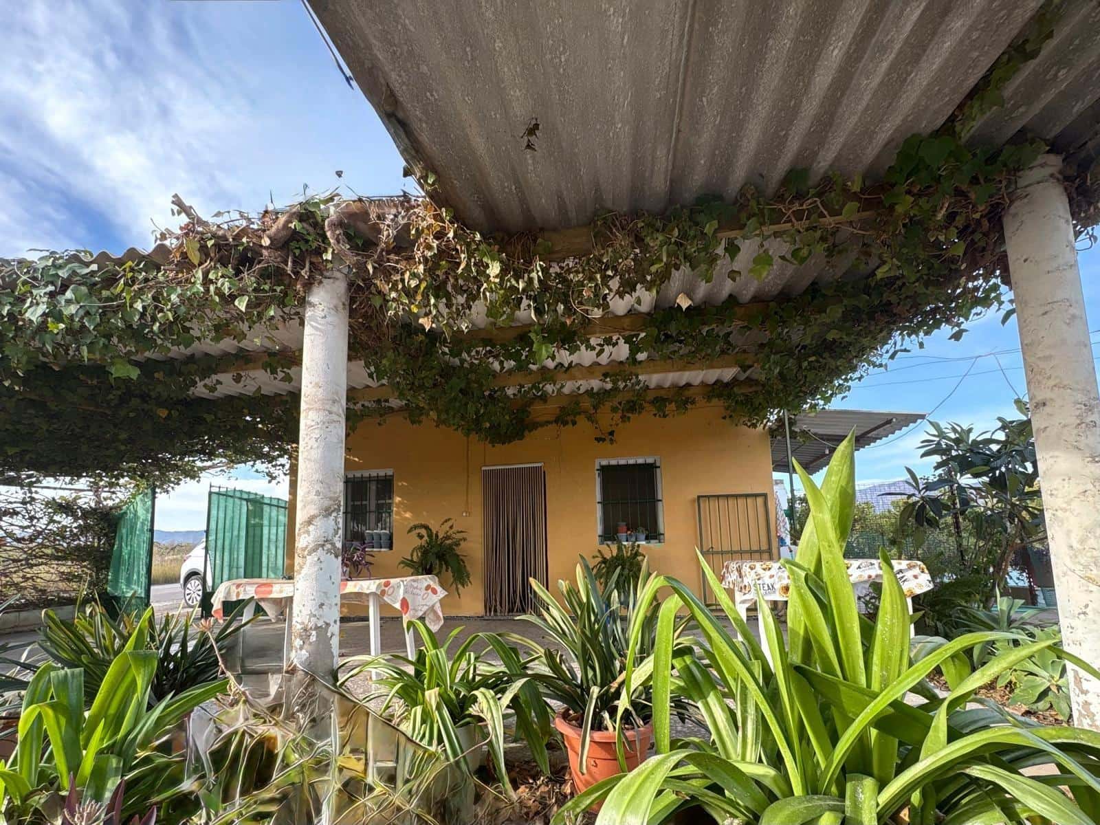 3 bedroom Villa for sale in Albatera with pool garage - € 182,000 (Ref: 9645103)