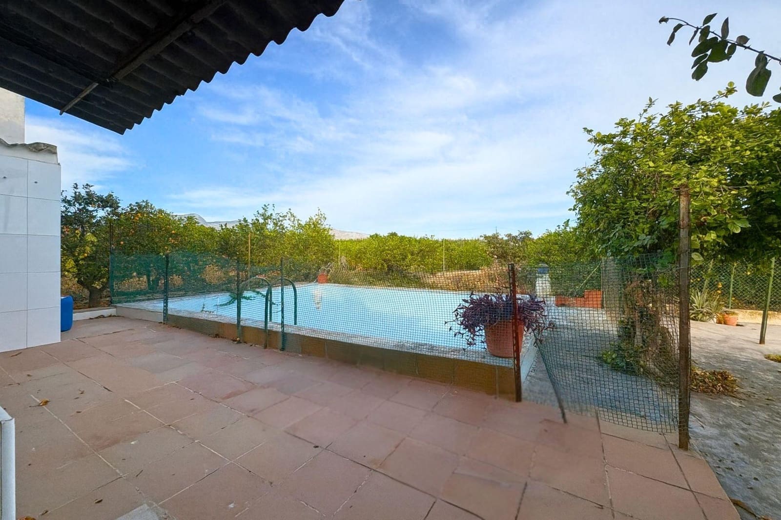 3 bedroom Villa for sale in Albatera with pool garage - € 182,000 (Ref: 9645103)