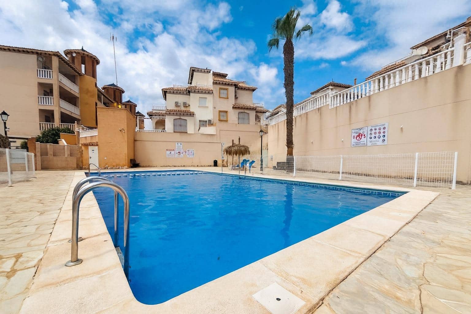 2 bedroom Apartment for sale in Orihuela with pool - € 159,000 (Ref: 9645104)