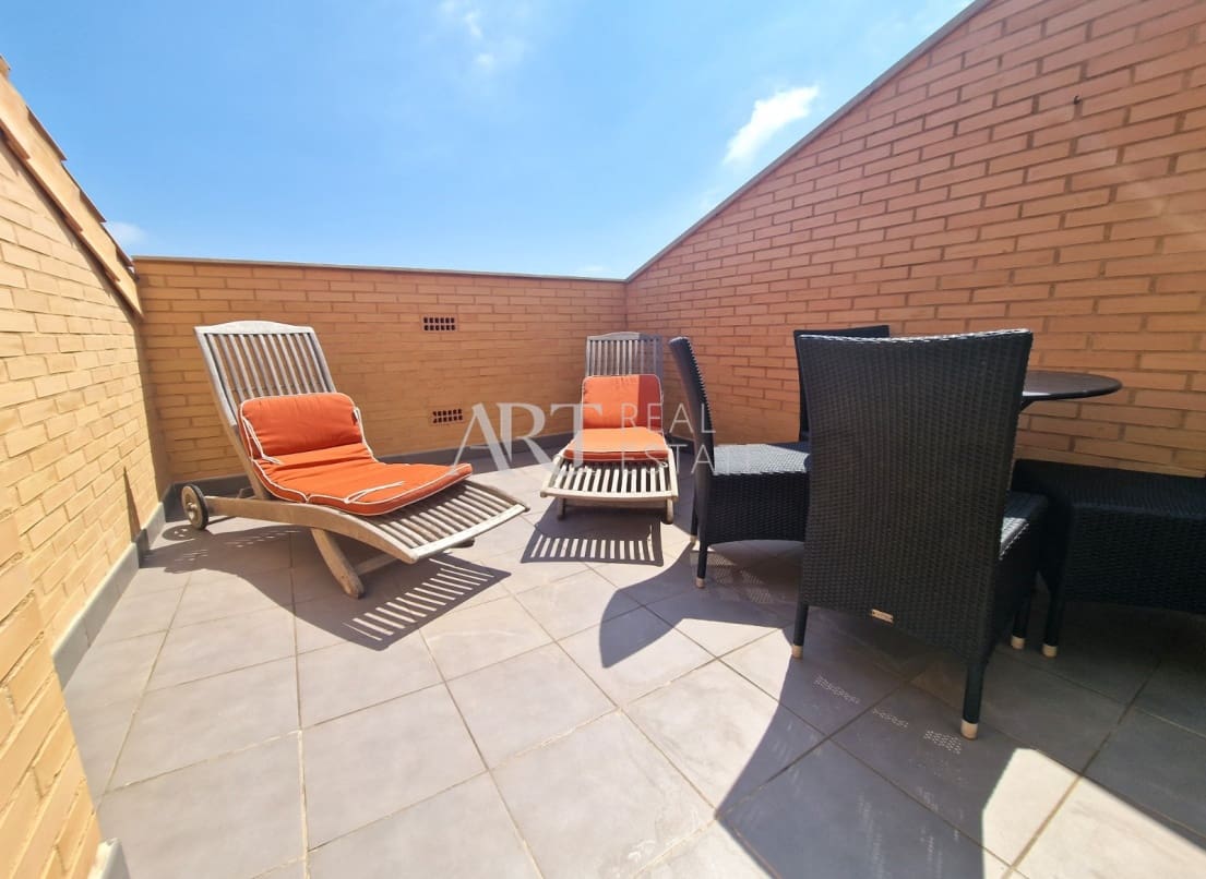 2 soverom Penthouse til salgs i Albir med svømmebasseng garasje - € 649 000 (Ref: 7886308)