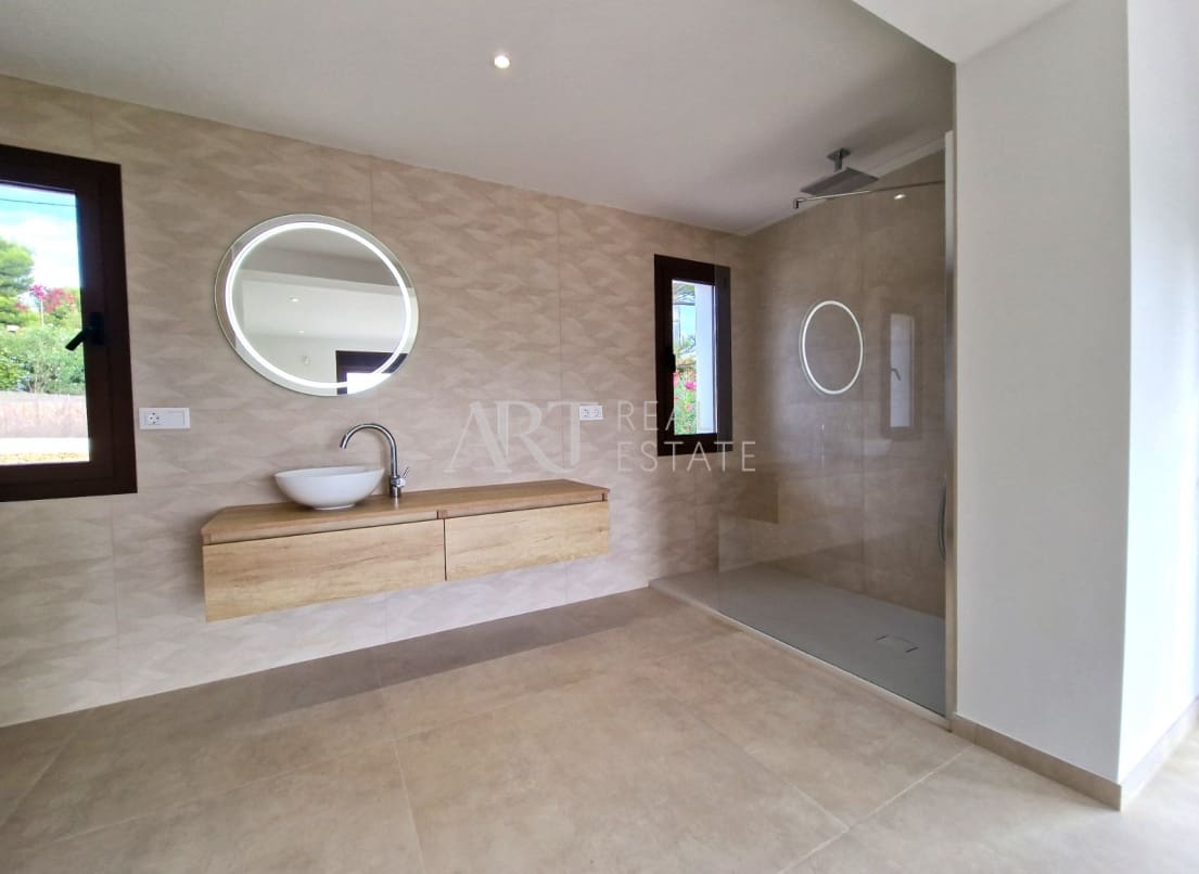 5 Zimmer Villa zu verkaufen in Altea mit Pool Garage - 2.250.000 € (Ref: 7886321)