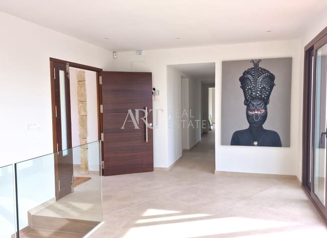 5 bedroom Villa for sale in Altea with pool garage - € 2,250,000 (Ref: 7886321)