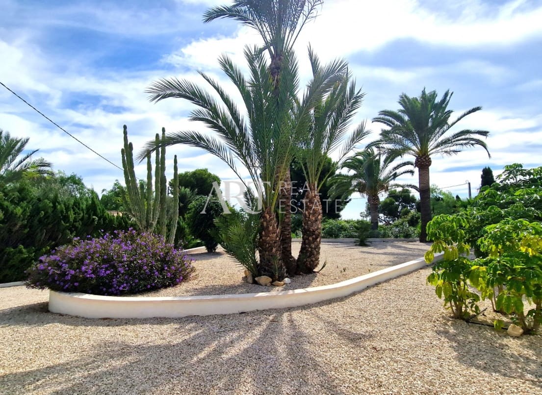 5 Zimmer Villa zu verkaufen in Altea mit Pool Garage - 2.250.000 € (Ref: 7886321)