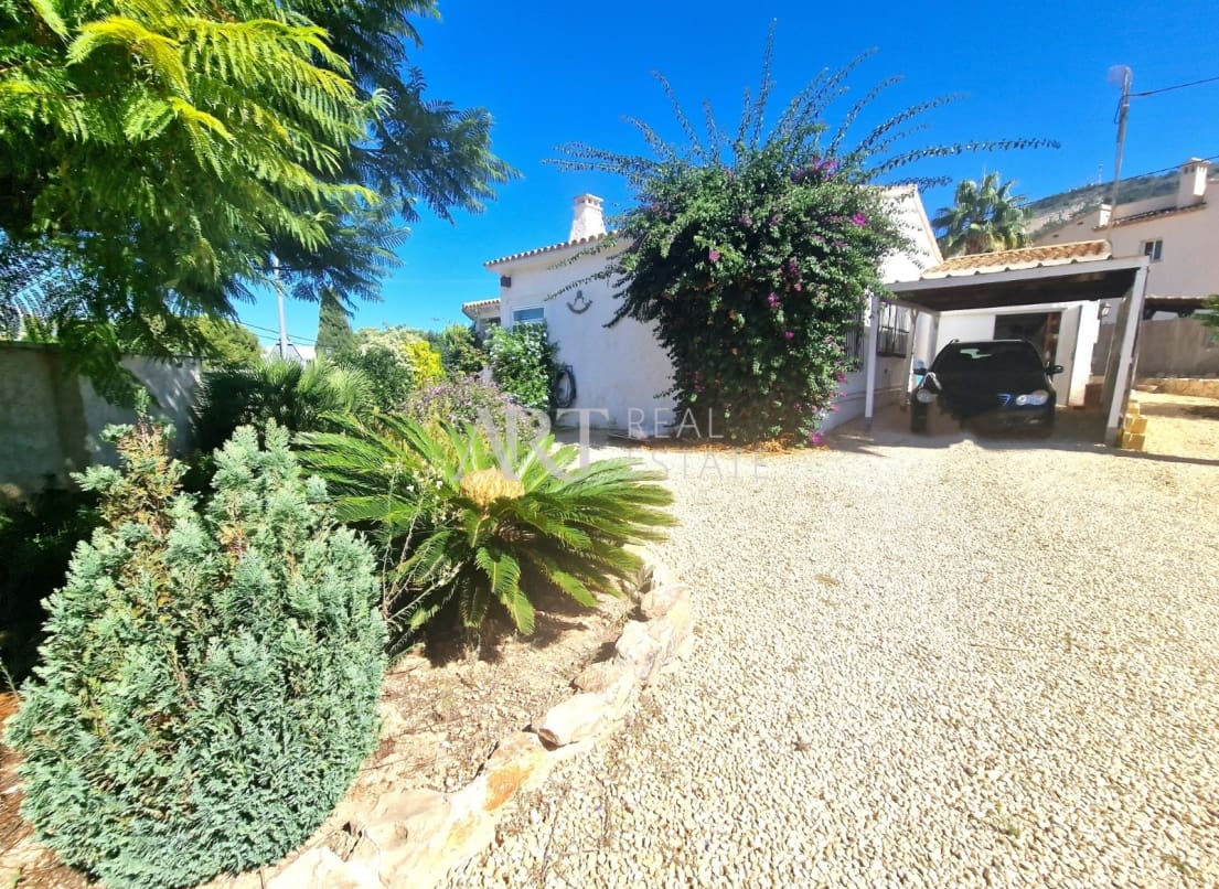 3 bedroom Villa for sale in Albir with pool garage - € 650,000 (Ref: 7886323)